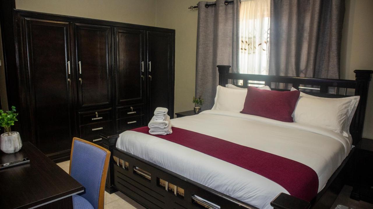 Kislas Luxury Hotel Adenta Ngoại thất bức ảnh