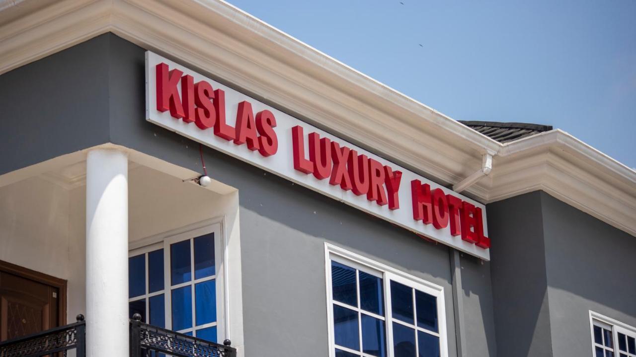 Kislas Luxury Hotel Adenta Ngoại thất bức ảnh